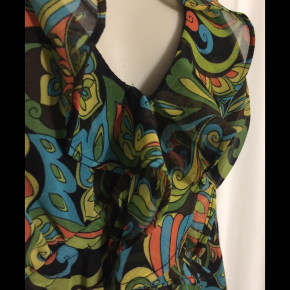 💝Bisou Bisou Gorgeous sleeveless blouse - Picture 3 of 4